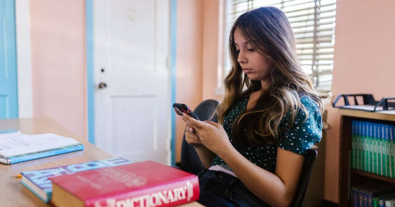 Word Games vs Traditional Vocabulary Learning